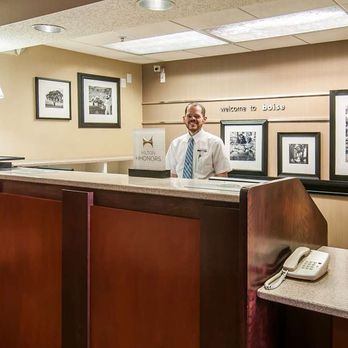 Hampton Inn Boise - Airport - Reception - Hotels Near Me - Boise, Idaho Hampton Inn Boise - Airport - Reception - Hotels Near Me - Boise, Idaho