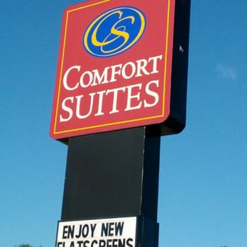 Comfort Suites Auburn Near I-69 - Their sign - Hotels Near Me - Auburn, Indiana