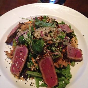 Yard House - Ahi crunchy salad - New American Near Me - Boca Raton, Florida Yard House - Ahi crunchy salad - New American Near Me - Boca Raton, Florida