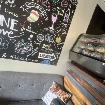 Mangos Cafe And Specialty store - Inside - Caribbean Near Me - Temple Terrace, Florida Mangos Cafe And Specialty store - Inside - Caribbean Near Me - Temple Terrace, Florida