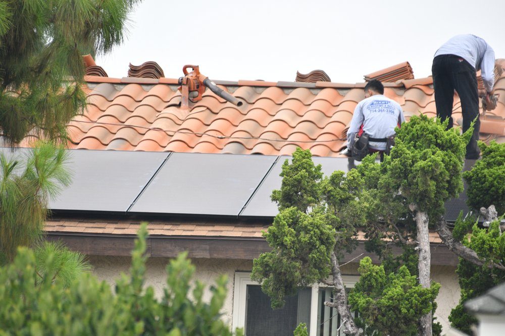 Slide of Forme Solar - Rancho Cucamonga