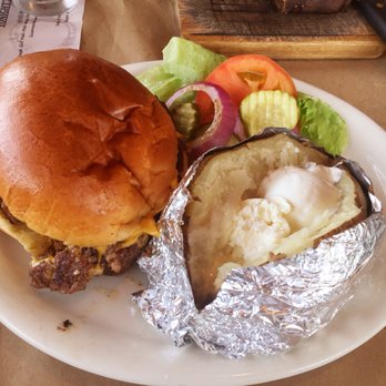 Big Mike's Steakhouse - Steakhouses Near Me - Thomasville, Alabama