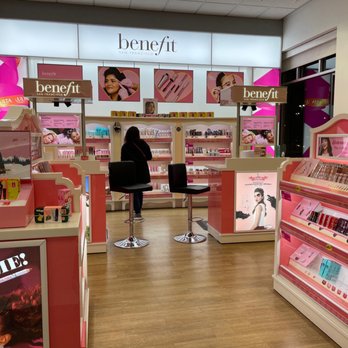 Ulta Beauty - Cosmetics & Beauty Supply Near Me - Kildeer, Illinois