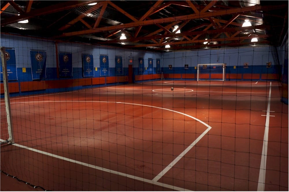 NEW YORK INDOOR SPORTS CLUB Updated September 2024 11 Photos 15