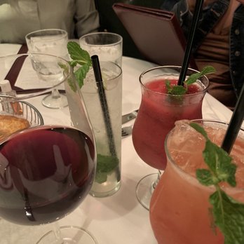 Hy's Steak House - Drinks - Steakhouses Near Me - Honolulu, Hawaii