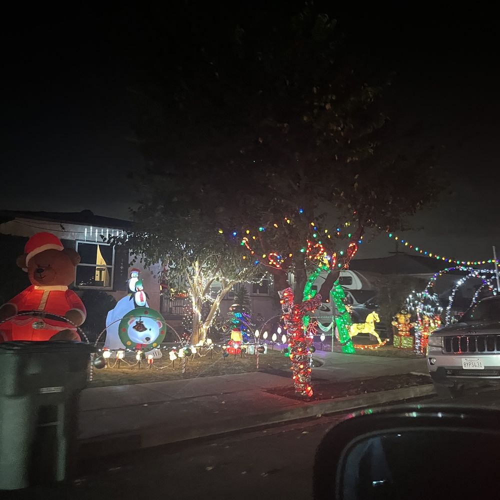Christmas Circle - Local Flavor Near Me - Chula Vista, California Christmas Circle - Local Flavor Near Me - Chula Vista, California