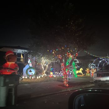Christmas Circle - Local Flavor Near Me - Chula Vista, California Christmas Circle - Local Flavor Near Me - Chula Vista, California