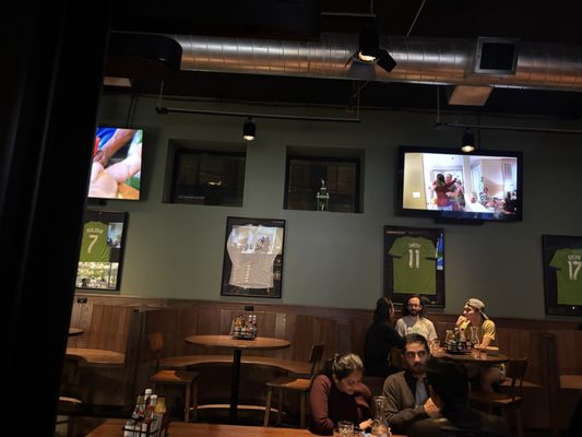 The Atlantic Crossing by null