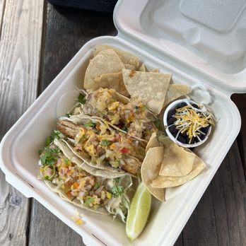 Gill's Lanai - Fish tacos with ahi tuna! - Hot Dogs Near Me - Kapaau, Hawaii