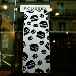 Starcow Paris - photo de l'entreprise (porte)