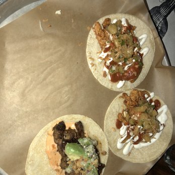 La Carnita - Mexican Near Me - Toronto, Ontario La Carnita - Mexican Near Me - Toronto, Ontario