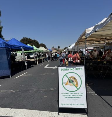 Hayward Farmers Market by null