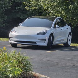Rockford Eye & Laser Center - Dr Yoon's Tesla