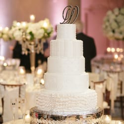 Alma's Cakes - Ashley and Joe's wedding cake