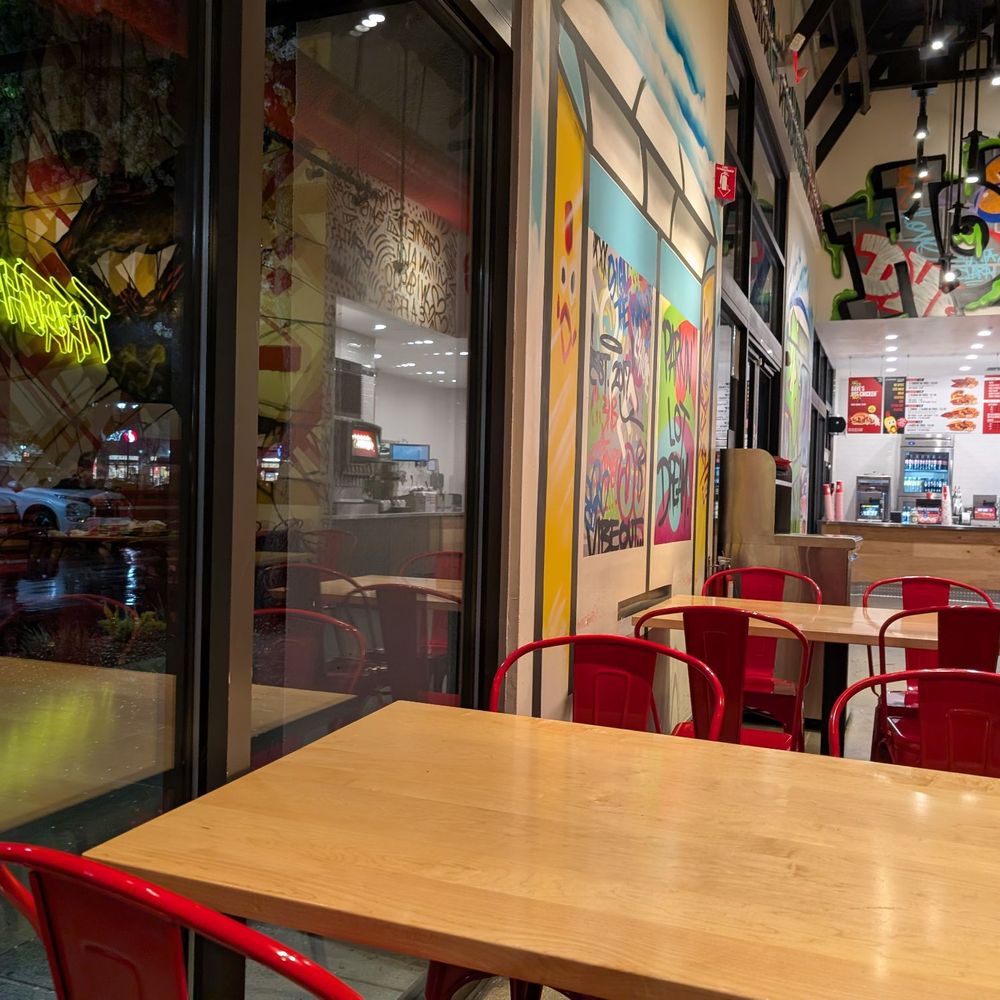 Dave's Hot Chicken - Interior - Chicken Shop Near Me - Santa Clara, California