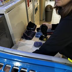 Powders Laundrette - FullService