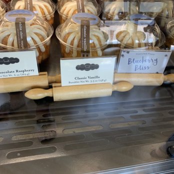 Nothing Bundt Cakes - Bakeries Near Me - Tustin, California