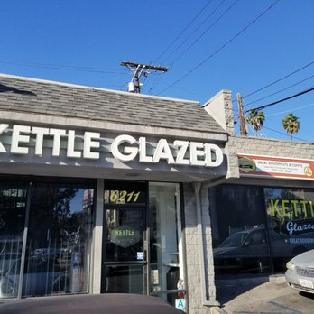 Kettle Glazed Doughnuts - Donuts Near Me - Hollywood, California Kettle Glazed Doughnuts - Donuts Near Me - Hollywood, California