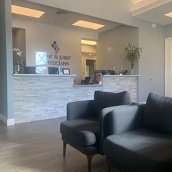 Spine & Joint Physicians of Frisco - Reception desk