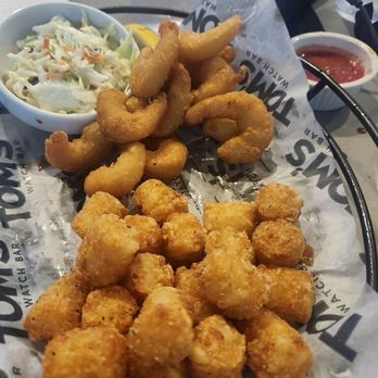 Tom’s Watch Bar - Shrimp and tots - Sports Bars Near Me - Orlando, Florida