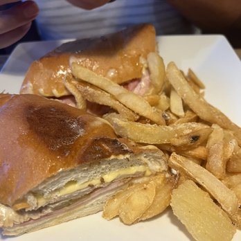 Romeito Cuban Restaurant - Cuban Near Me - Olathe, Kansas Romeito Cuban Restaurant - Cuban Near Me - Olathe, Kansas