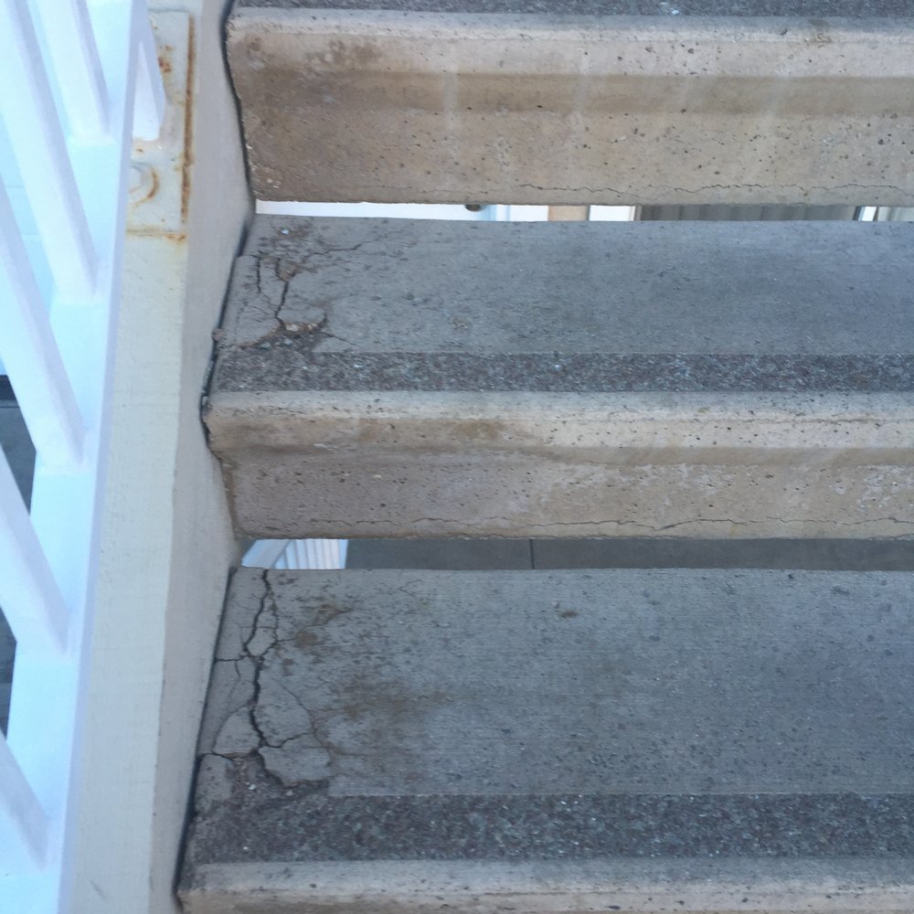 Historian Inn - Stairs that might kill you. - Hotels Near Me - Gardnerville, Nevada Historian Inn - Stairs that might kill you. - Hotels Near Me - Gardnerville, Nevada
