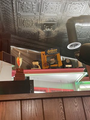 Louie M's Burgerlust by null