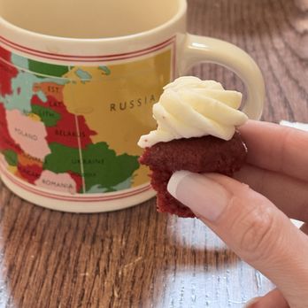 Red's On 4th - Breakfast & Brunch Near Me - Calgary, Alberta Red's On 4th - Breakfast & Brunch Near Me - Calgary, Alberta