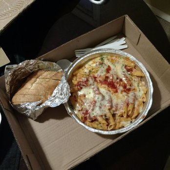 Bella Napoli Trattoria - About the only thing that looks anything good - Pizza Near Me - Nazareth, Pennsylvania