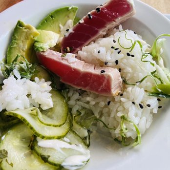 Pierson's Grille & Spirits - Sashimi tuna appetizer - American Near Me - Harbor Springs, Michigan