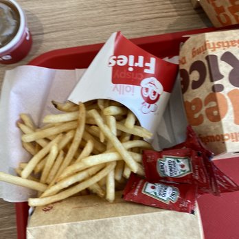 Jollibee - Super hot French fries!!!! Yum - Fast Food Near Me - Bakersfield, California