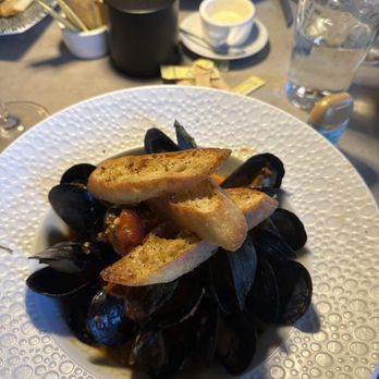 Raza’s at Hamilton - Mussels - New American Near Me - Hamilton Township, New Jersey Raza’s at Hamilton - Mussels - New American Near Me - Hamilton Township, New Jersey