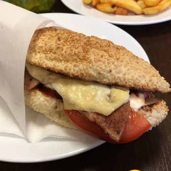 Berlin Kumru - Sandwiches Near Me - Berlin, BE Berlin Kumru - Sandwiches Near Me - Berlin, BE