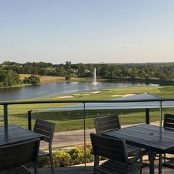 Silo Modern Farmhouse - Outdoor Patio