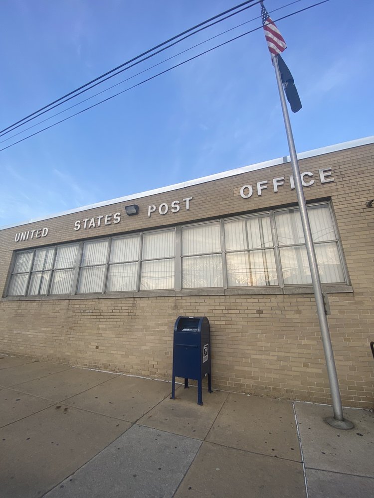 US POST OFFICE Updated September 2024 12 Reviews 45 N Union Ave, Lansdowne, Pennsylvania