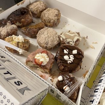 Parlor Doughnuts - Donuts Near Me - Fort Lauderdale, Florida Parlor Doughnuts - Donuts Near Me - Fort Lauderdale, Florida