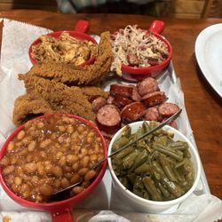 Smokin' Buns BBQ - Sampler