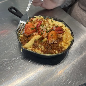 Slapfish - Lobster Macaroni and cheese - Seafood Near Me - Fishers, Indiana Slapfish - Lobster Macaroni and cheese - Seafood Near Me - Fishers, Indiana