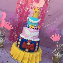 Jenny's Cakes & Sweet Creations