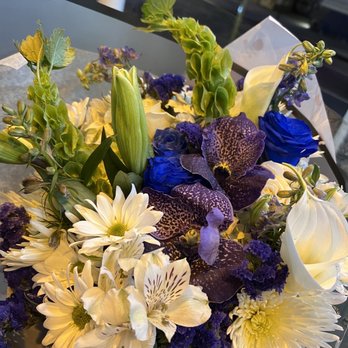 Quinn Florist - Florists Near Me - Astoria, New York Quinn Florist - Florists Near Me - Astoria, New York