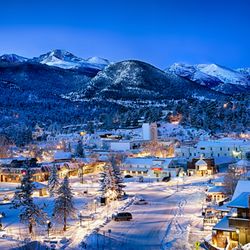 Alpenglow Images & Accents - December snow in Estes Park, CO.