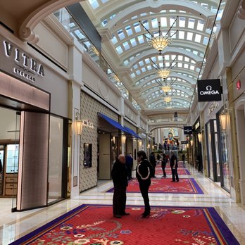 Wynn Plaza Shops - Brand new shops! - Shopping Centers Near Me - Las Vegas, Nevada
