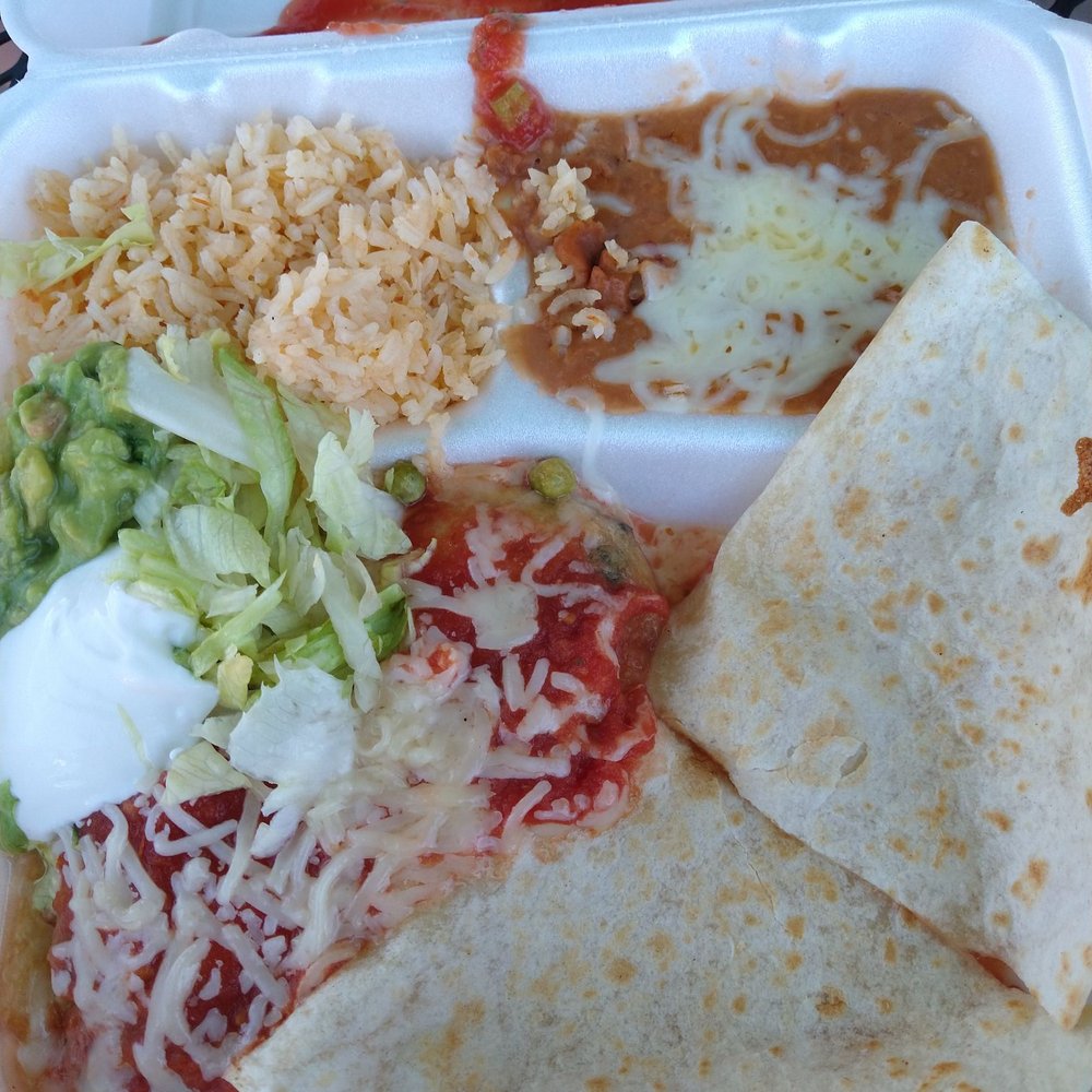 Mi Tierra - 2 item combo, chile relleno and quesadilla - Mexican Near Me - Valley Springs, California