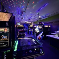 Flynn's Arcade & More