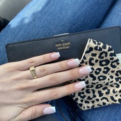 Kiki Nails & Spa - Bio gel Shellac pedicure