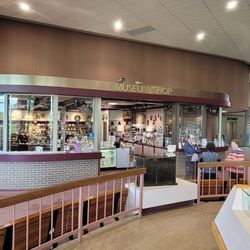 Cahokia Mounds Museum Shop