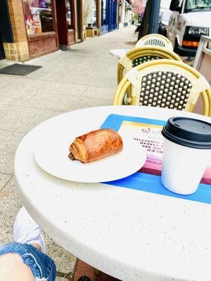 Sook Pastry | Bread | Chocolate by null