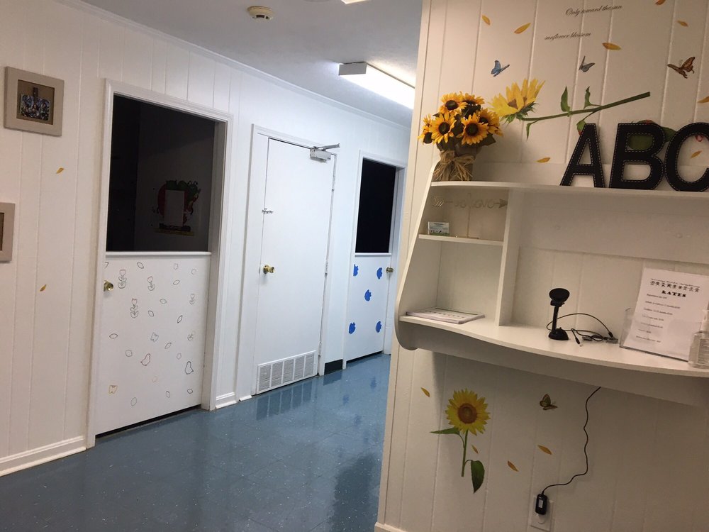 Young Kids Academy - childcare center in Louisville, KY