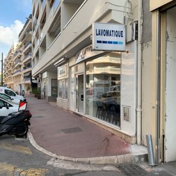 Lavomatique - From the outside