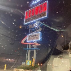 Franks Liquors and Market